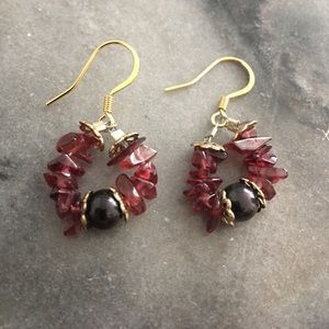 Garnet Chip and Pearl Earrings